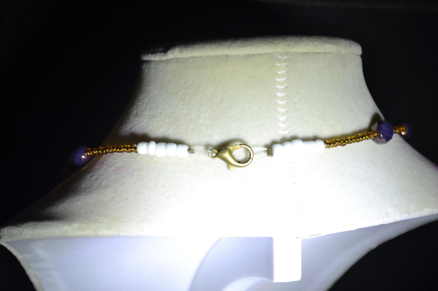 Multicolor glass bead necklace. Bronze and amethyst