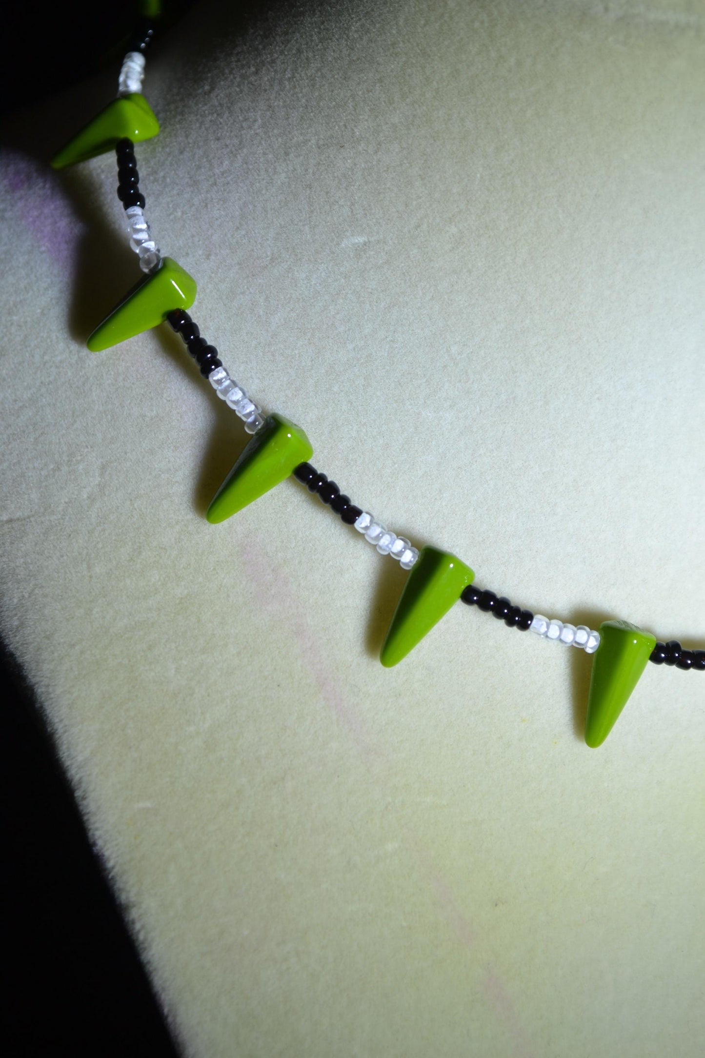 Multicolor glass bead choker. Black, white, and avocado