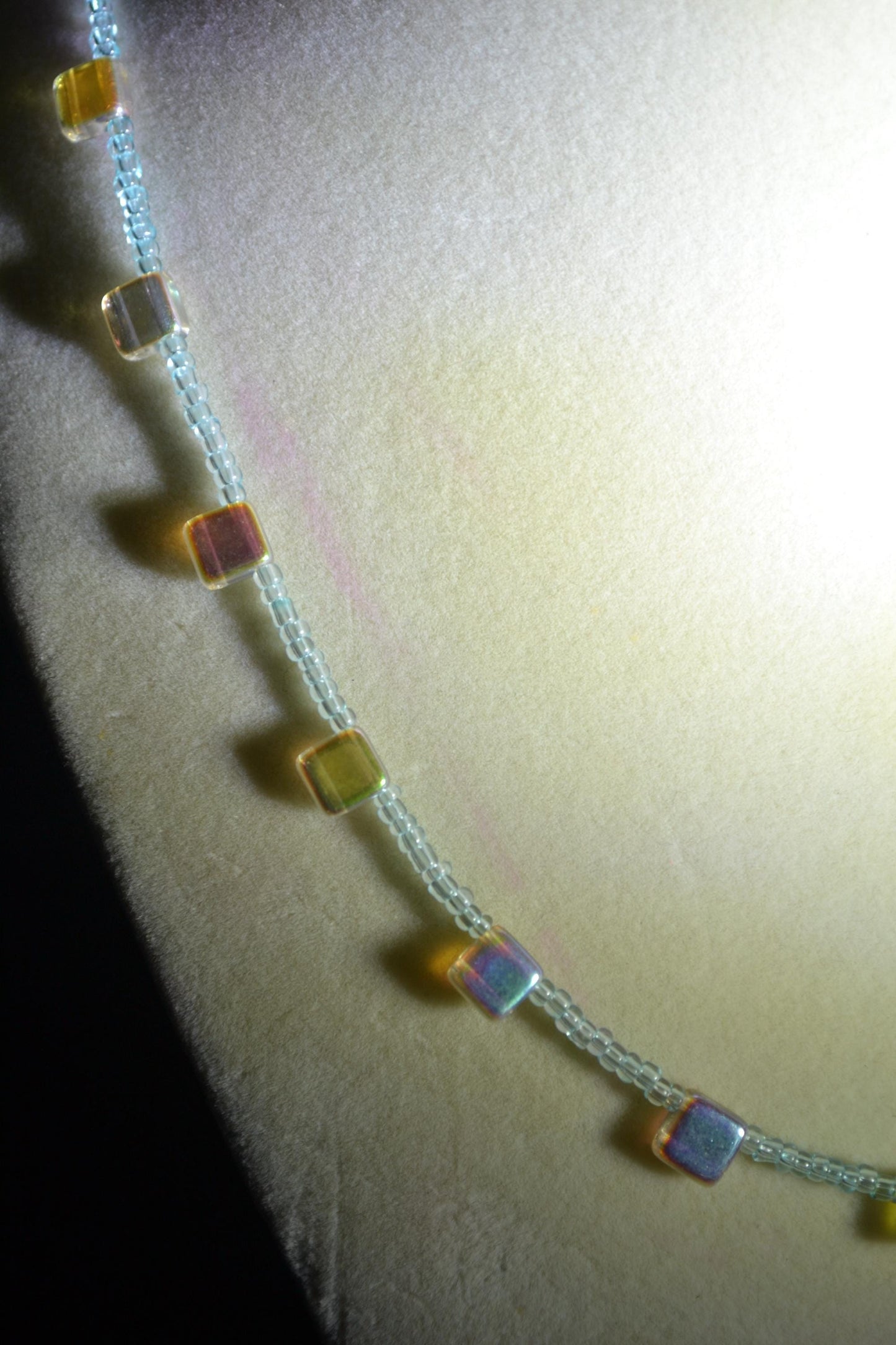 Reversible multicolor glass bead necklace. Iridescent and blue