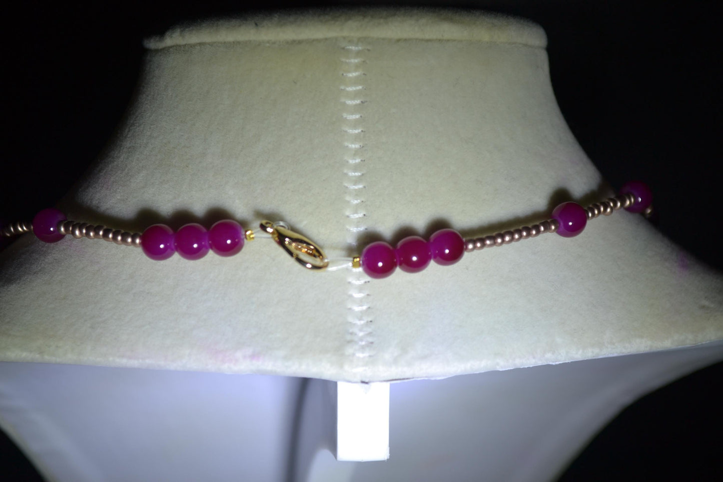 Multicolor glass bead necklace. Copper and cherry