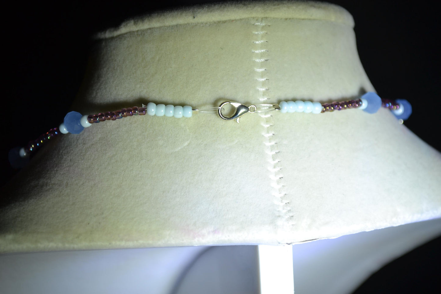 Multicolor glass bead necklace. Blue and rose