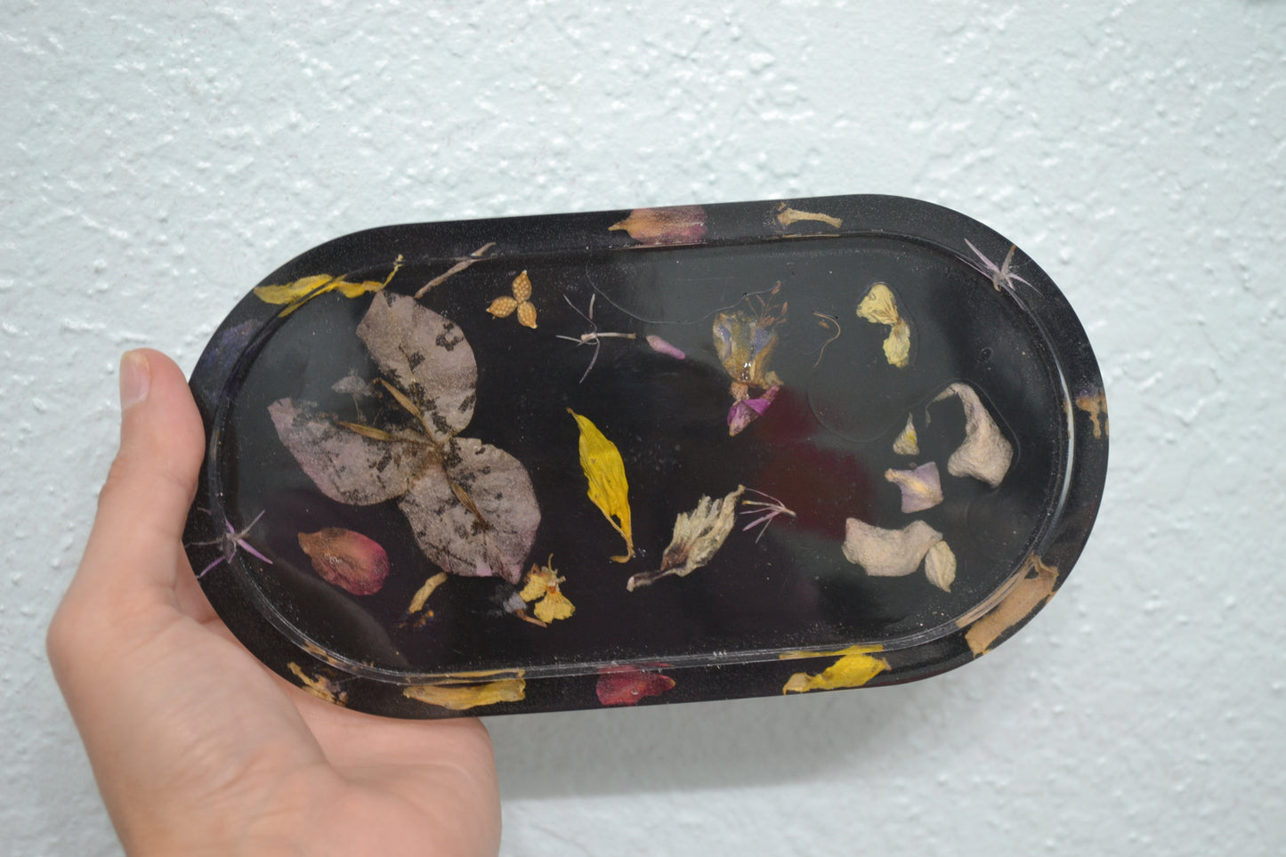 Dried flowers trinket dish