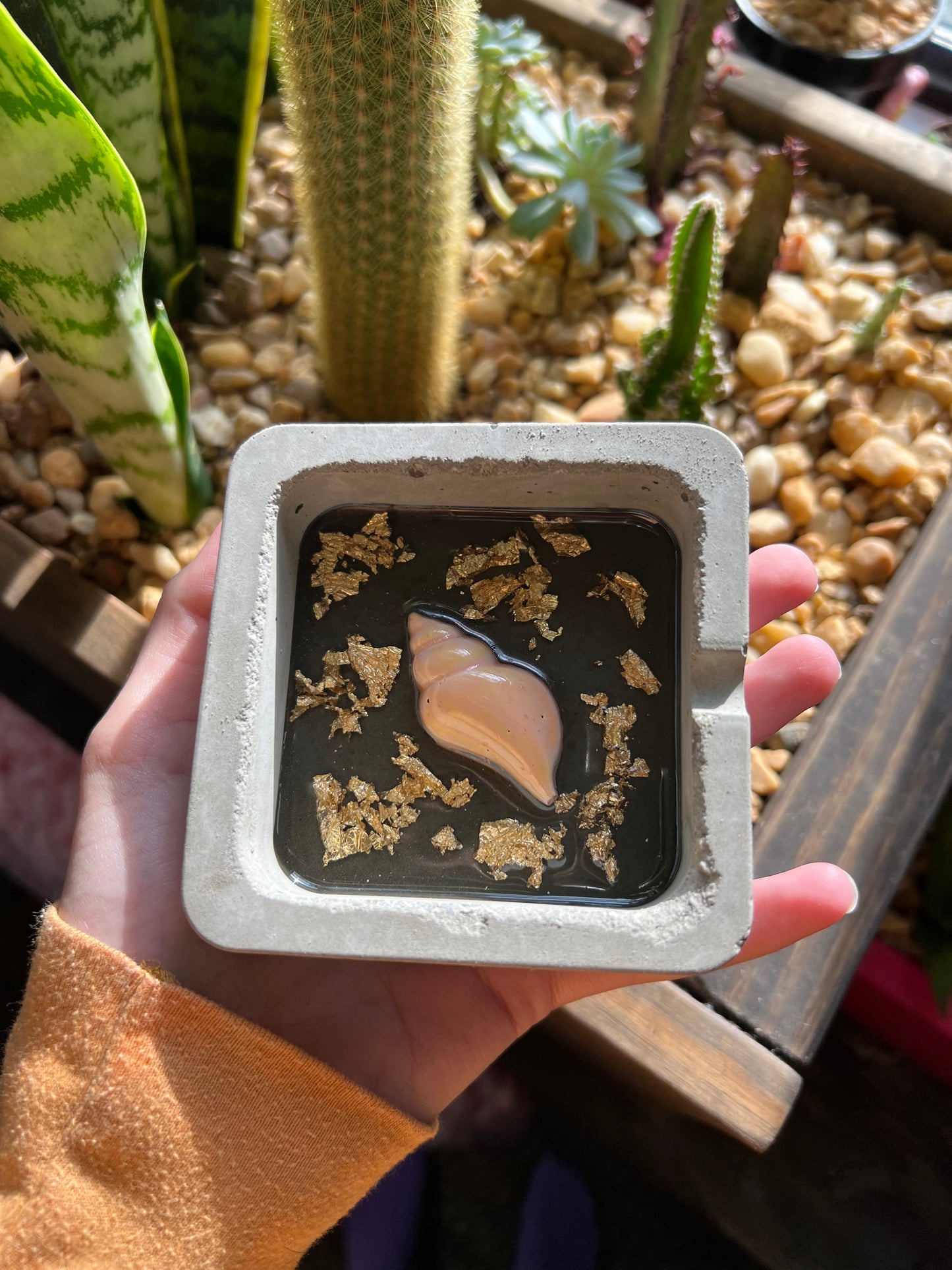 Handmade conch shell ashtray