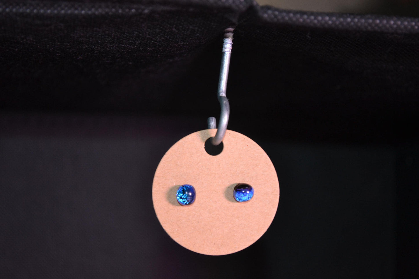 Dichrotic glass stud earrings