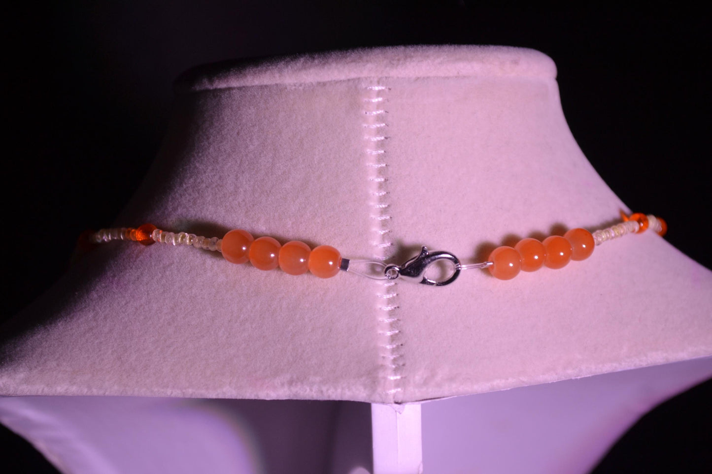 Multicolor glass bead necklace. Olive and orange