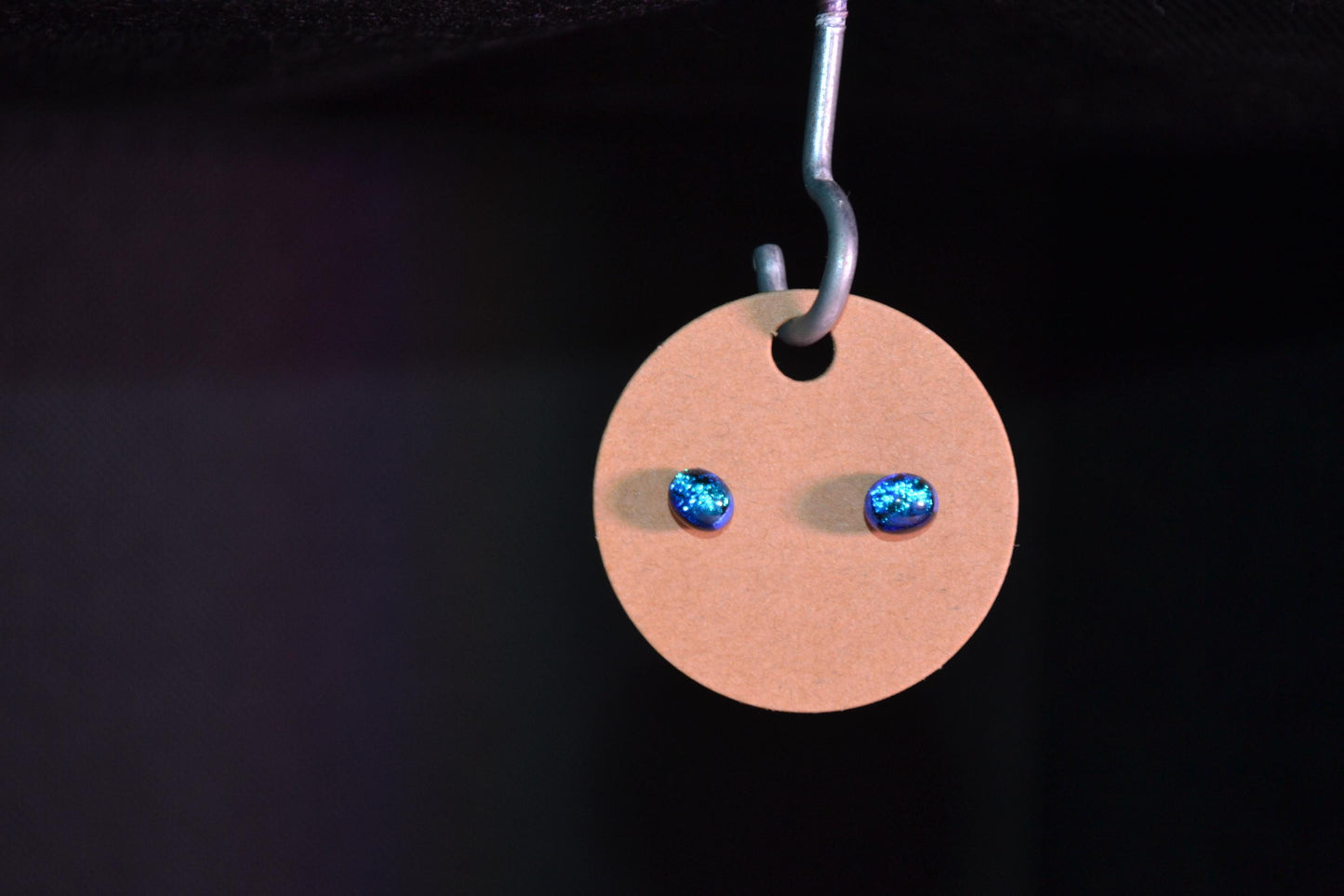 Dichrotic glass stud earrings