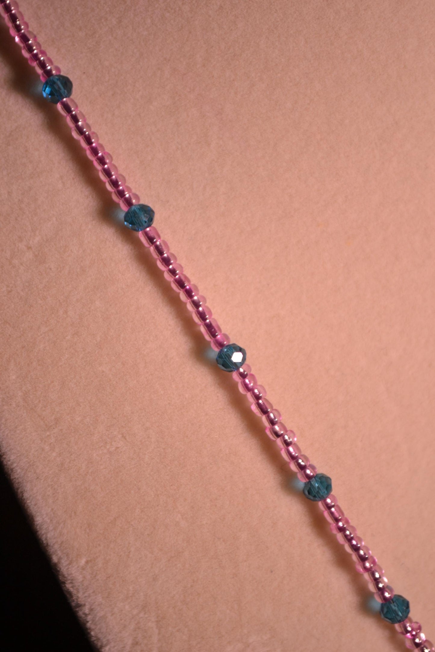 Sea life pendant beaded necklace