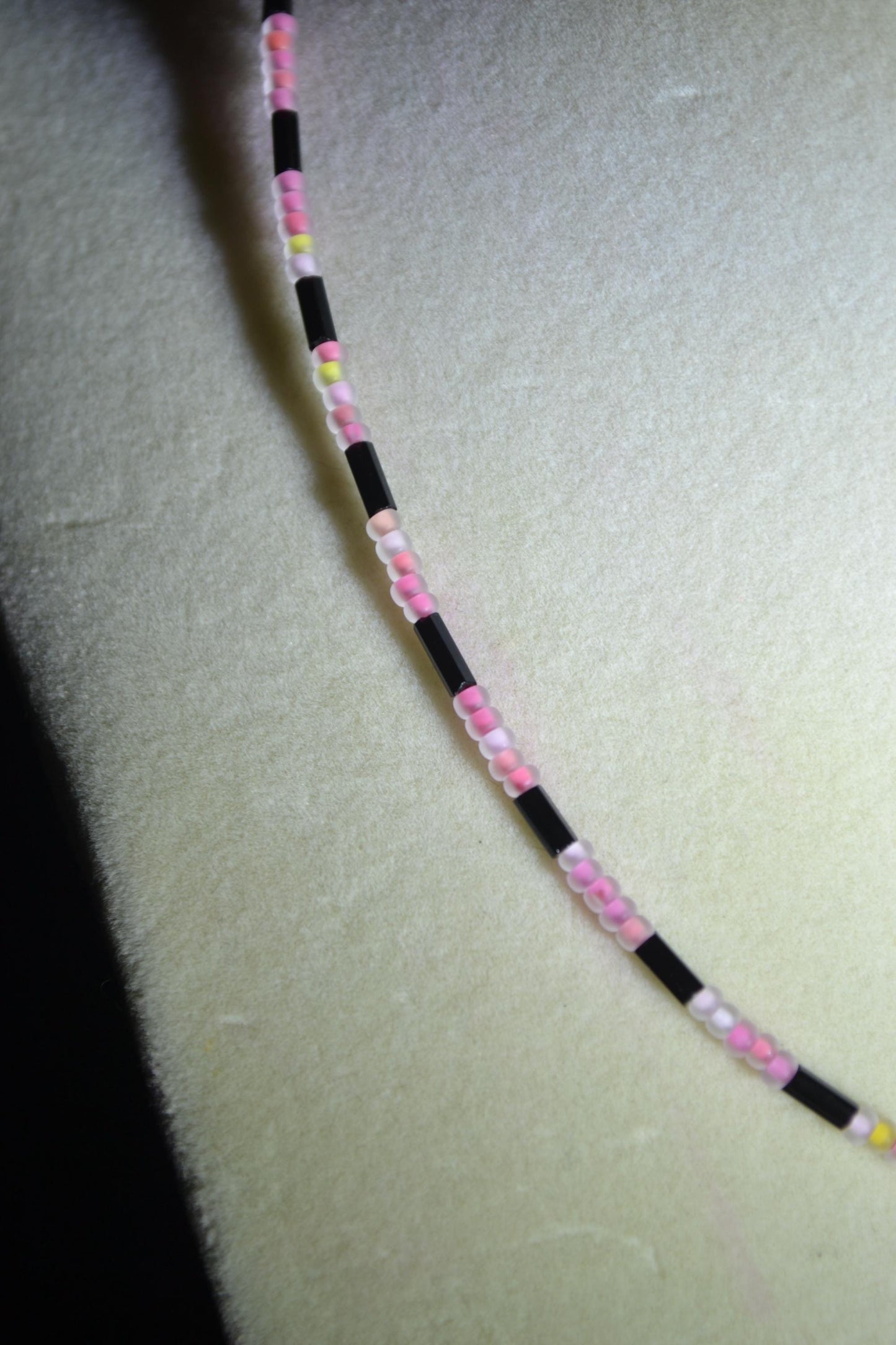 Pink and black beaded necklace & bracelet set