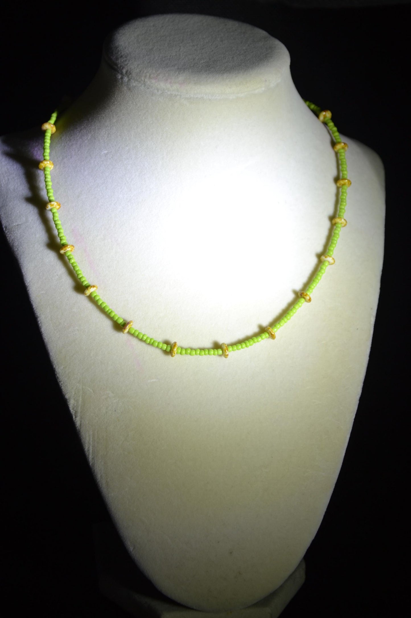 Multicolor glass bead necklace. Speckled yellow and lime