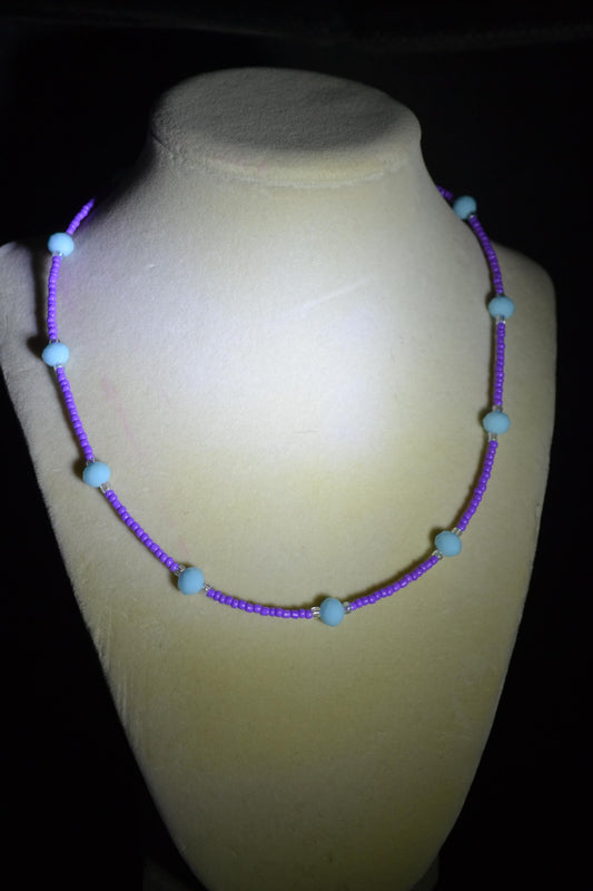 Multicolor glass bead necklace. Purple and sky blue