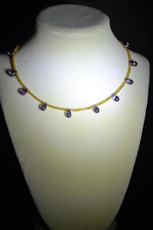 Multicolor glass bead choker. Amethyst and gold