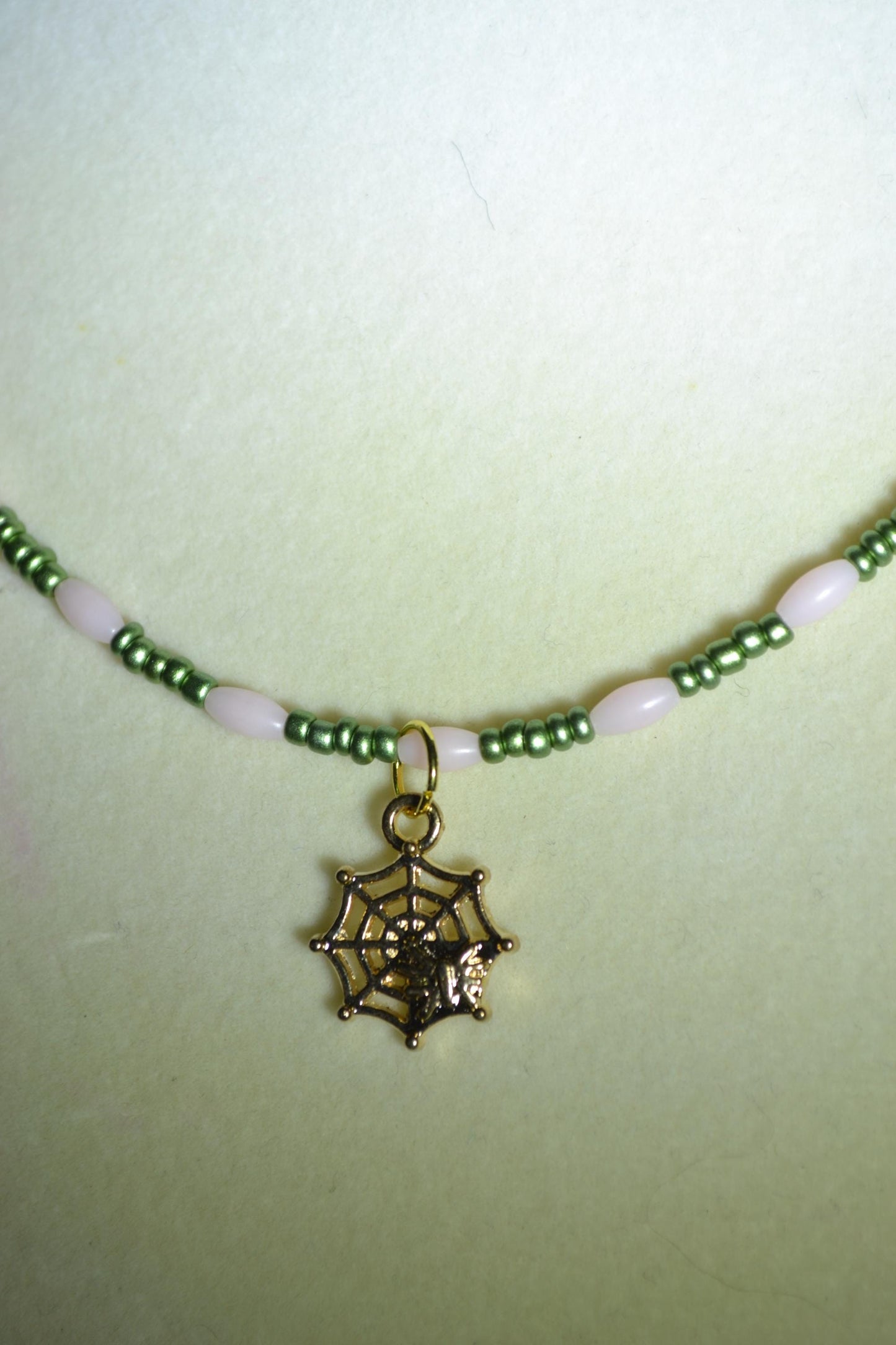 Spiderweb beaded necklace & bracelet set