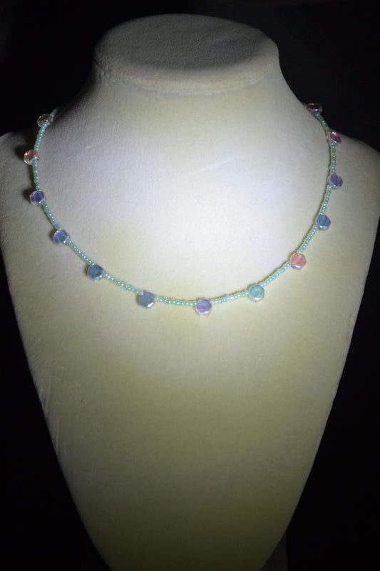 Multicolor glass bead necklace. Iridescent blue