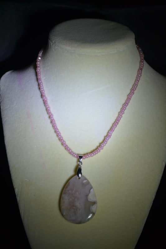 Cherry agate pendant glass bead necklace. Pink
