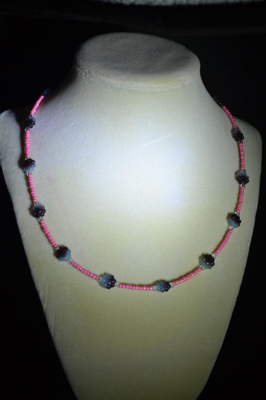 Multicolor glass bead necklace. Cornflower and pink
