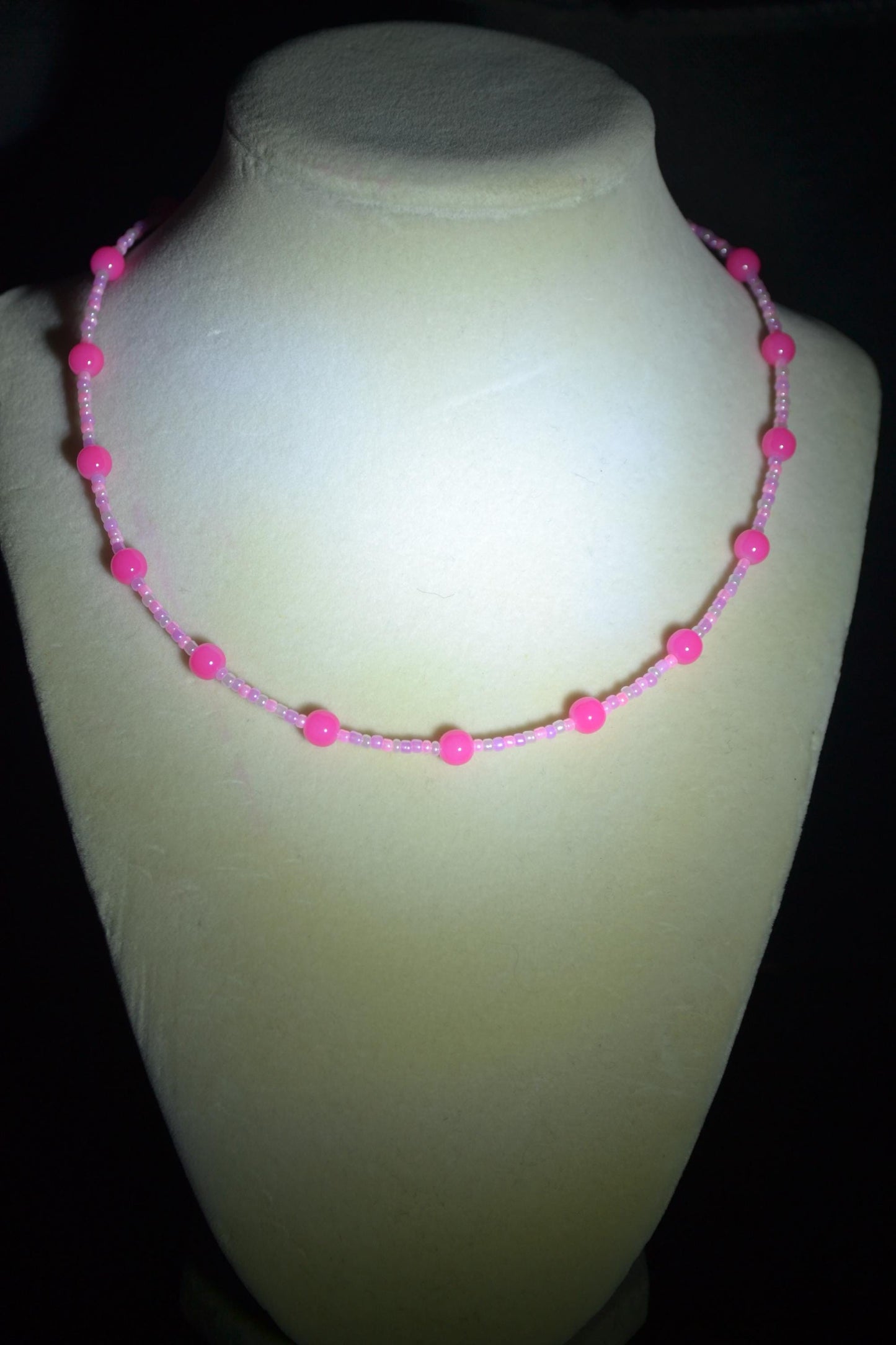 Multicolor glass bead necklace. Bubblegum