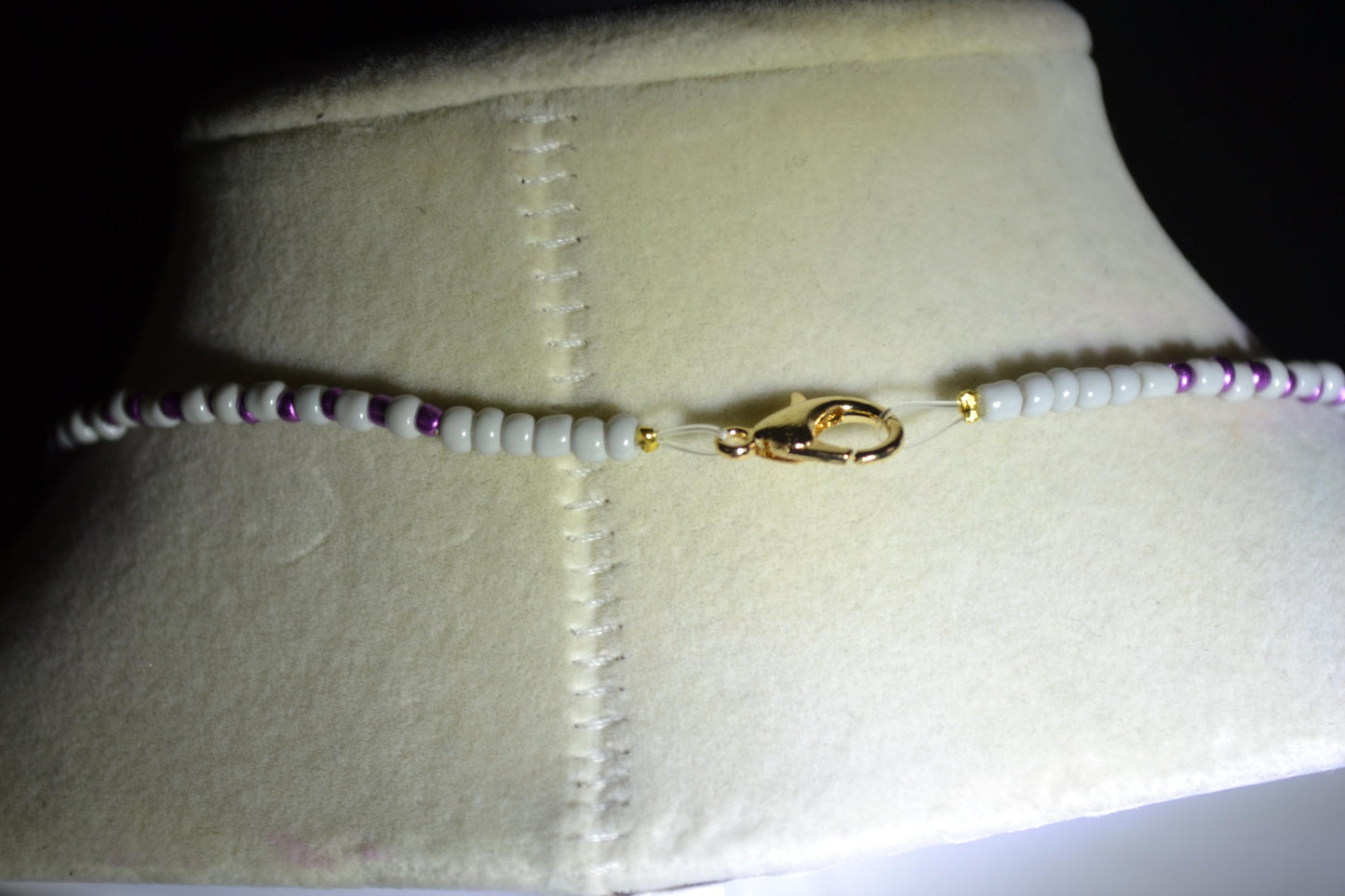 Black Swan pendant glass bead necklace. Grey and purple