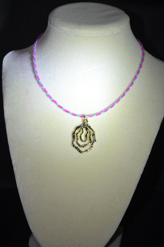 Hammered swirled pendant glass bead choker. Aqua and fuchsia