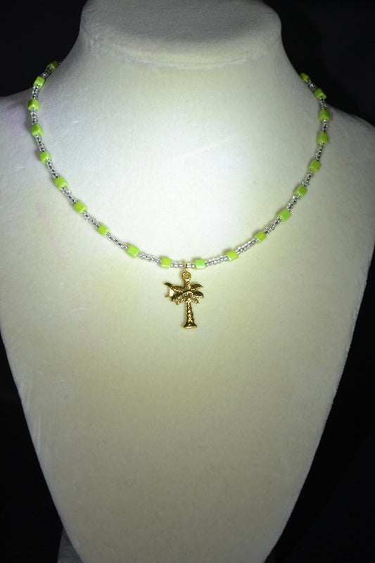 Palm tree pendant glass bead choker. Silver and green