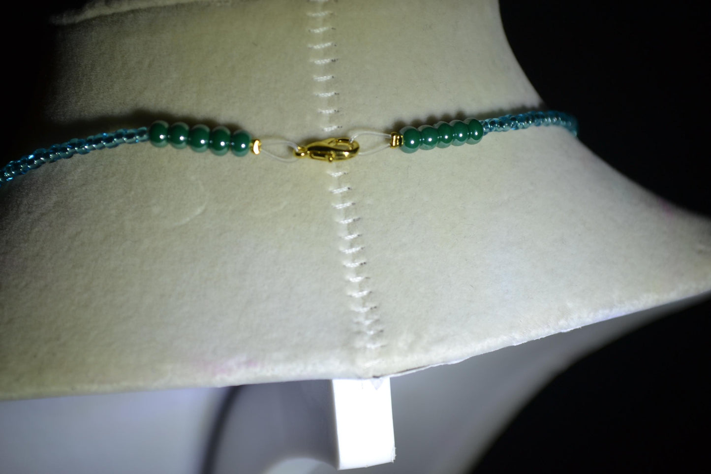 Multicolor glass bead necklace. Tortoise and teal