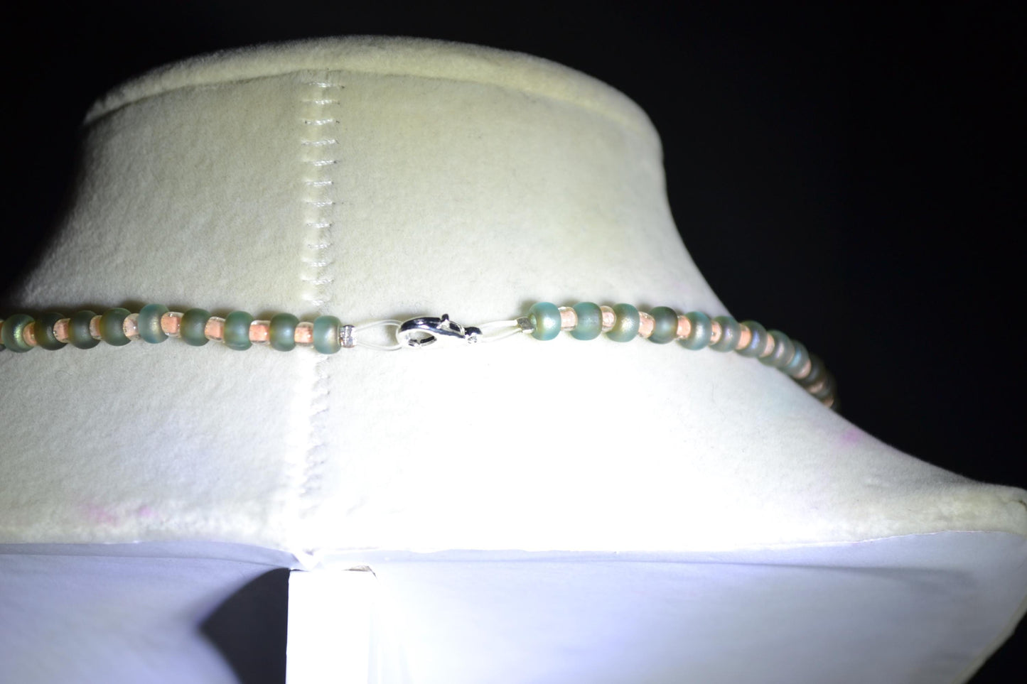 Palm trees pendant glass bead necklace. Coral and matte green