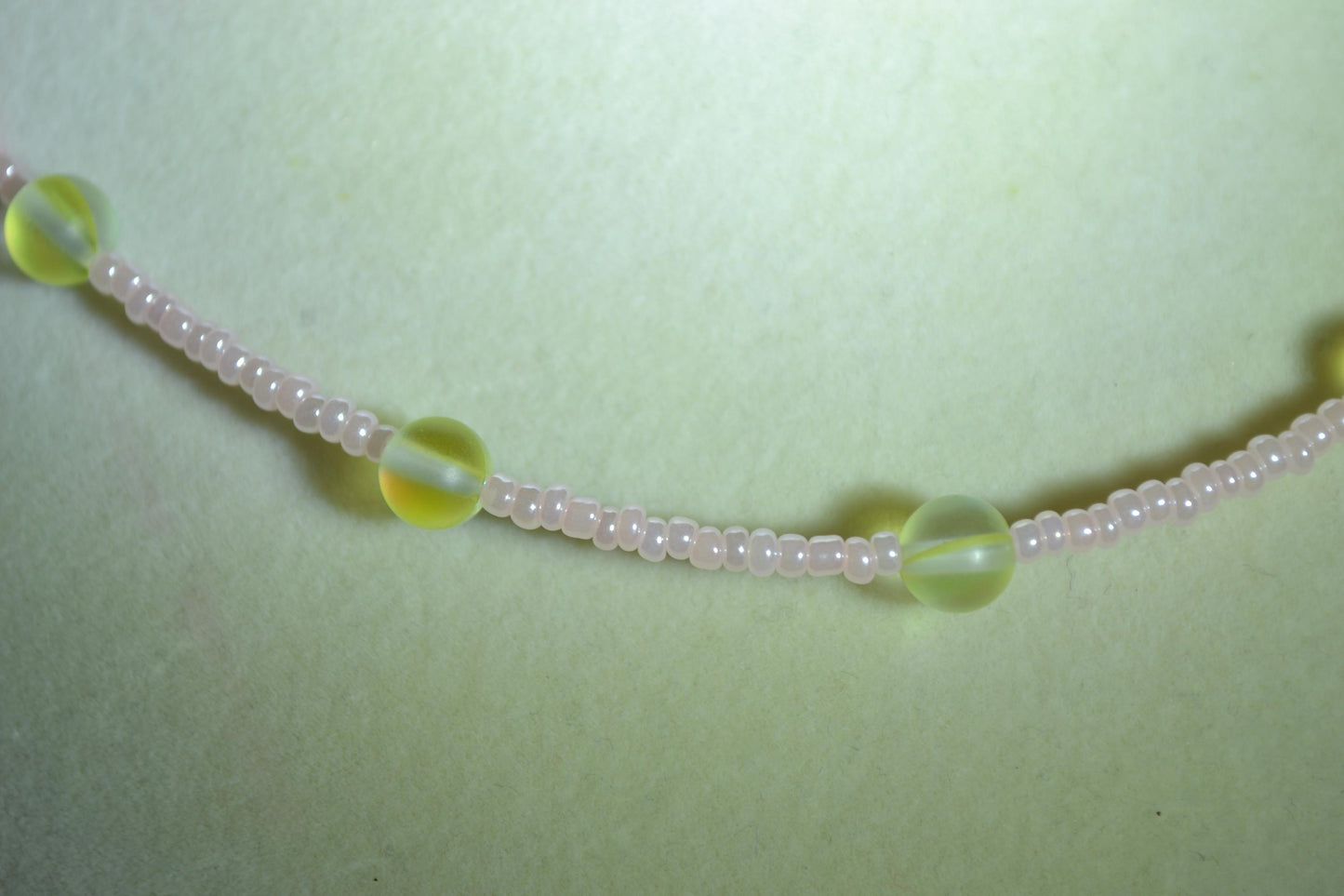 Multicolor glass bead necklace. Pink lemonade
