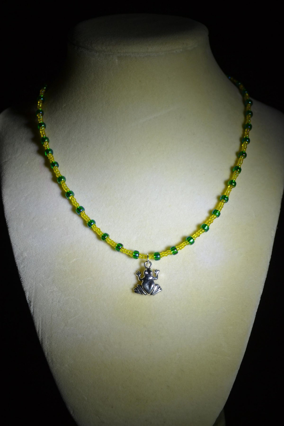 Silver Frog pendant glass bead necklace. Yellow and green