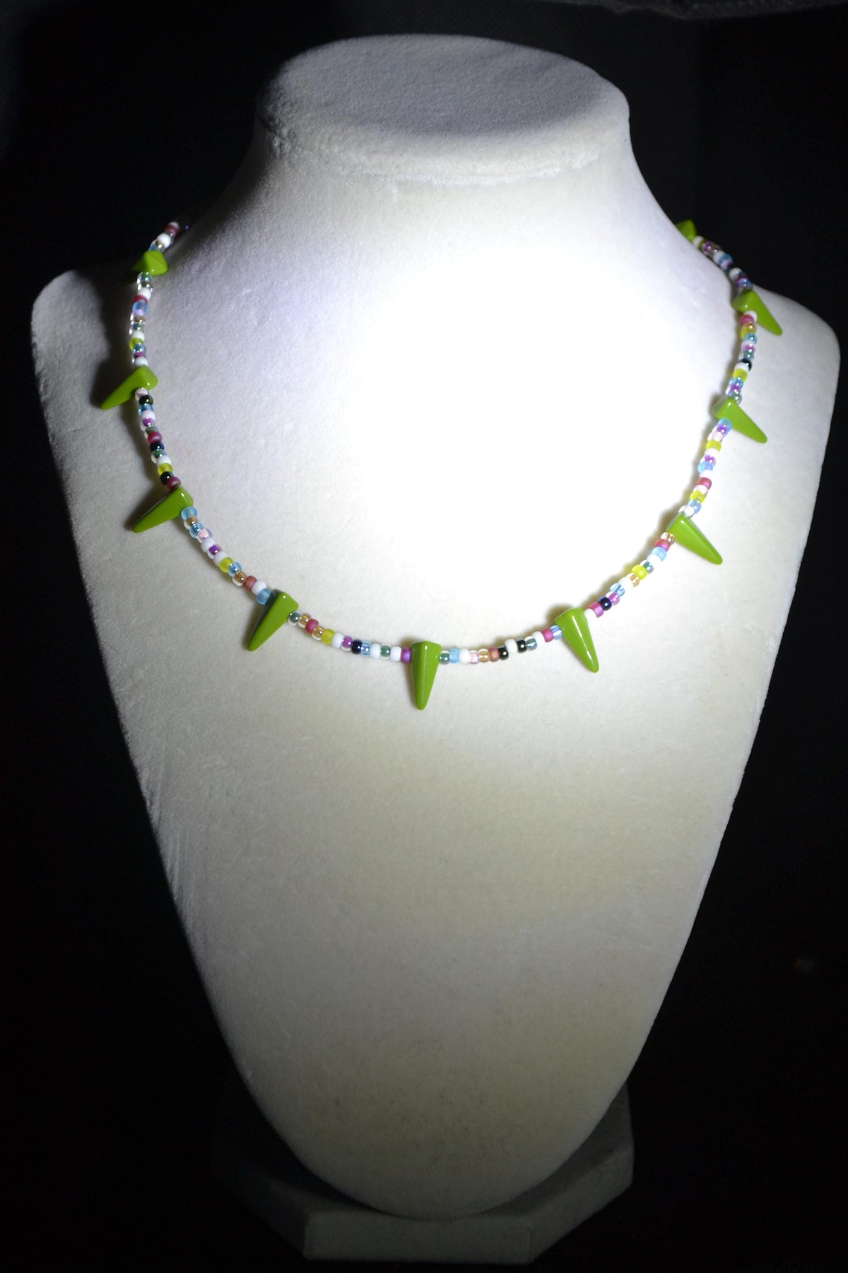 Multicolor glass bead choker. Skittles
