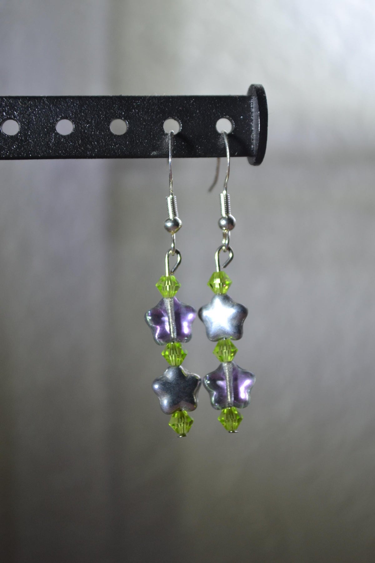 Beaded Star Earrings. Silver, iridescent purple, and jade