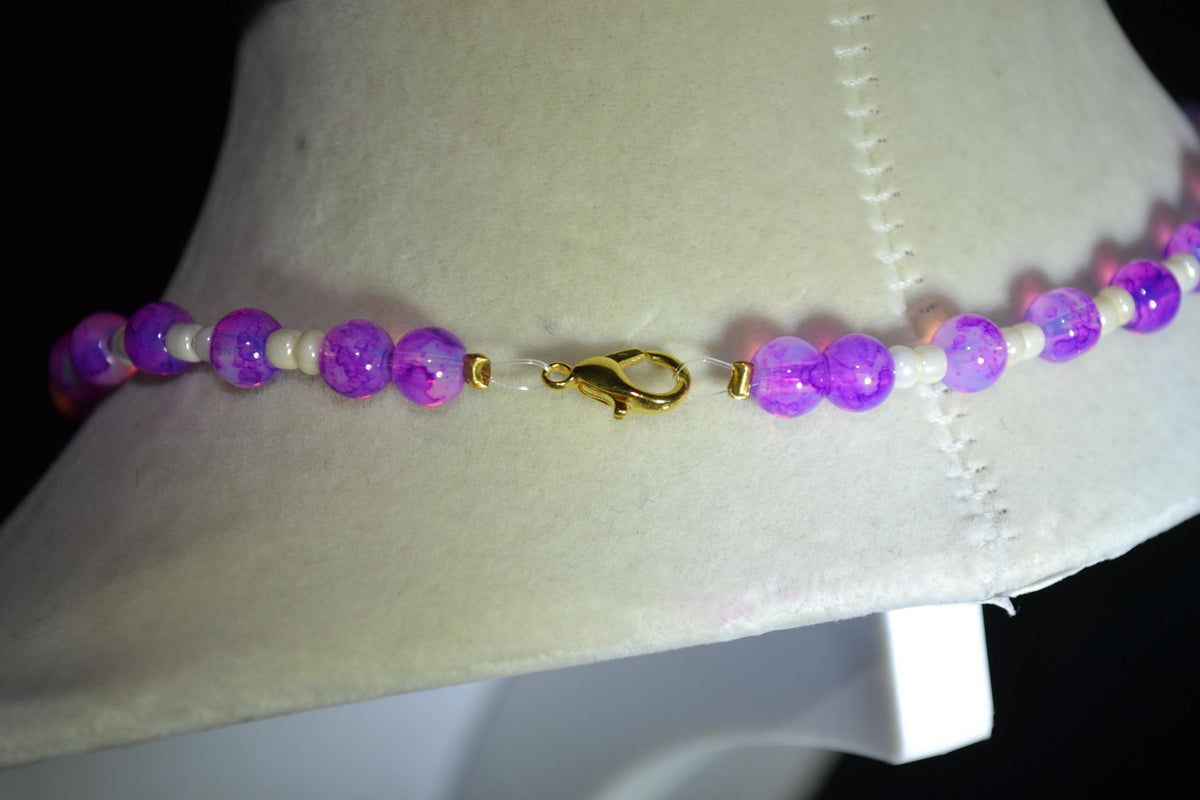 Multicolor glass bead choker. Marbled pink and pearl