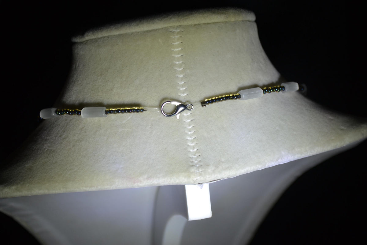 Multicolor glass bead necklace. Cat eye and gunmetal