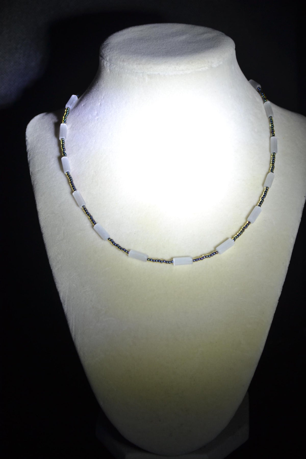Multicolor glass bead necklace. Cat eye and gunmetal