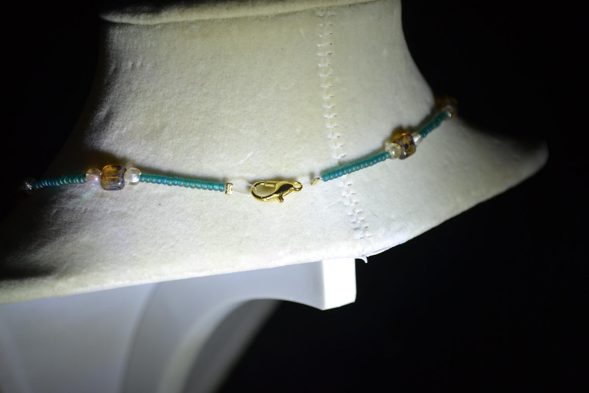 Multicolor glass bead choker. Brown tortoise, champagne, and teal