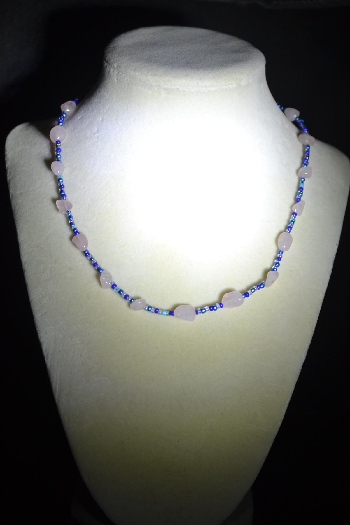 Multicolor glass bead necklace. Rose quartz and blues