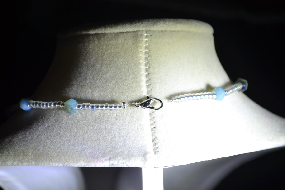 Multicolor glass bead choker. Iridescent blue, black, and crystal
