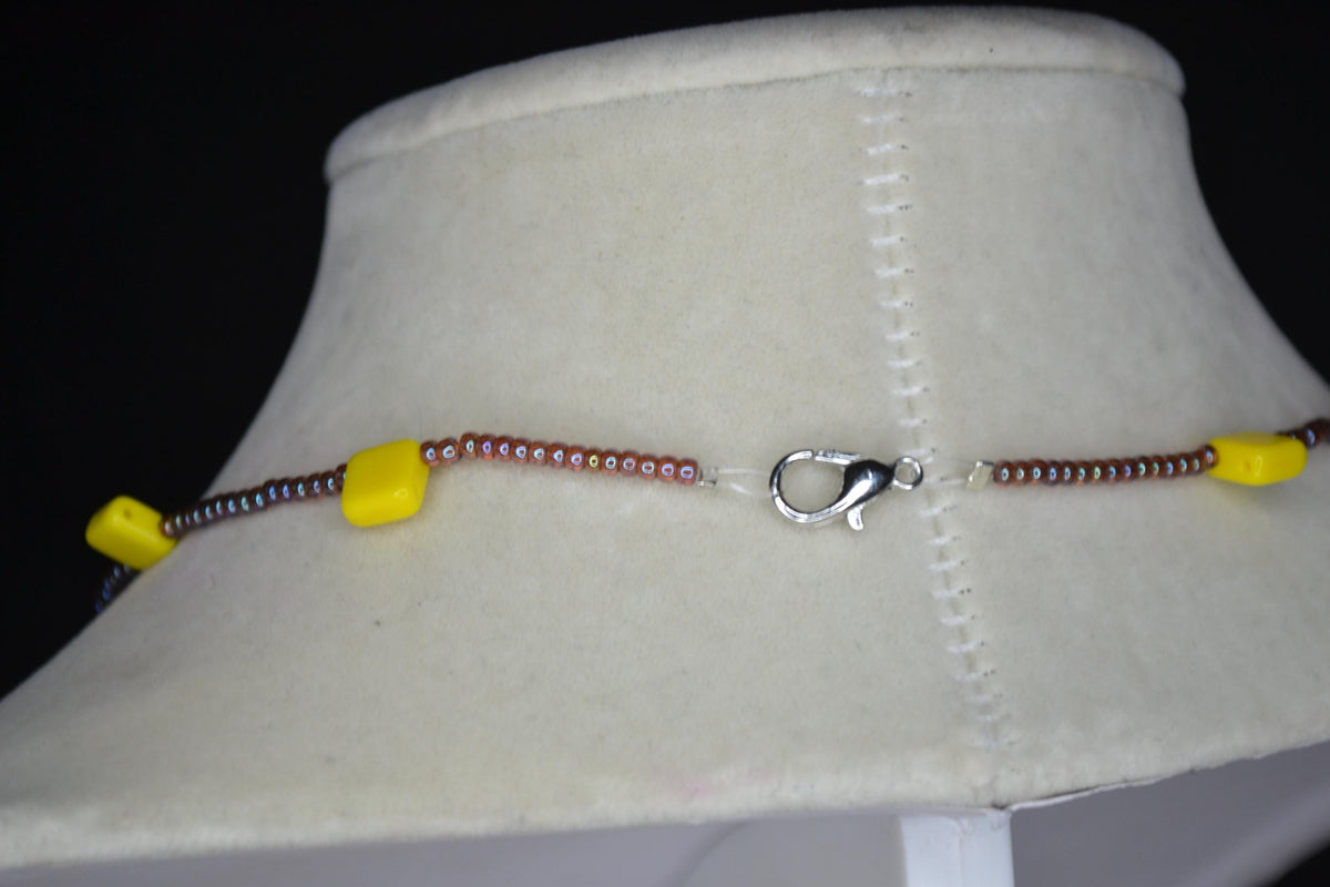 Multicolor glass bead necklace. Yellow tiles and amethyst