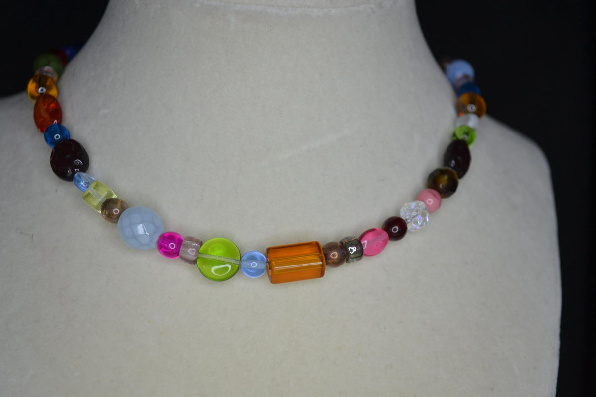 Multicolor glass bead choker. Candy necklace
