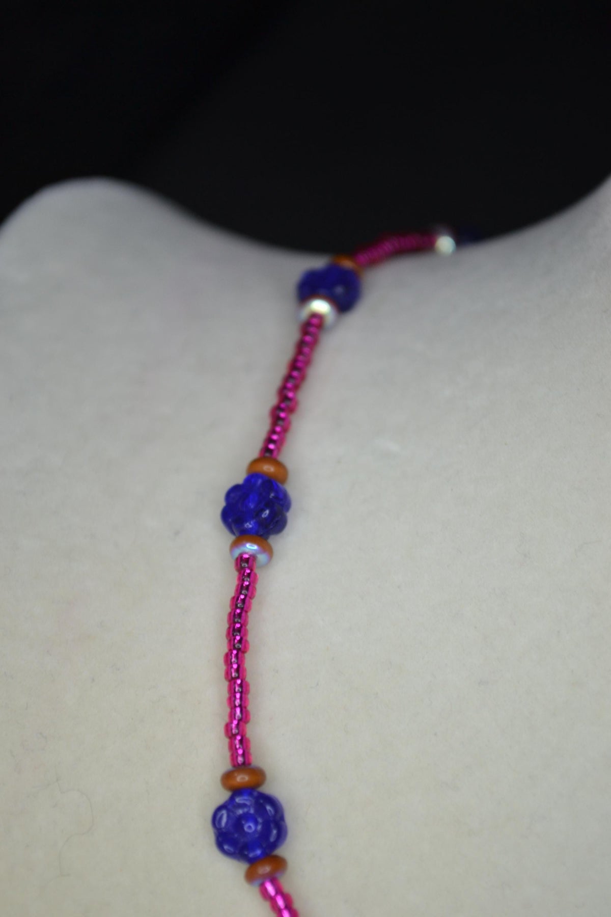 Multicolor glass bead choker. Cobalt flowers, metallic terracotta, and fuschia