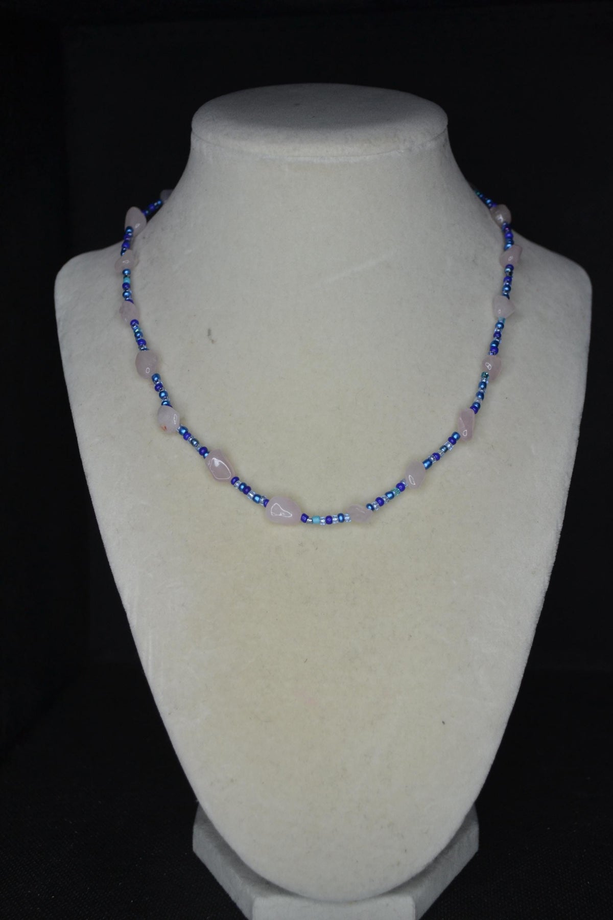 Multicolor glass bead necklace. Rose quartz and blues