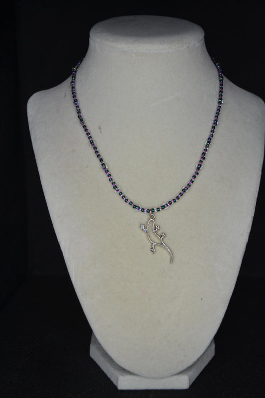 Silver gecko pendant glass bead necklace. Pine green & hot pink