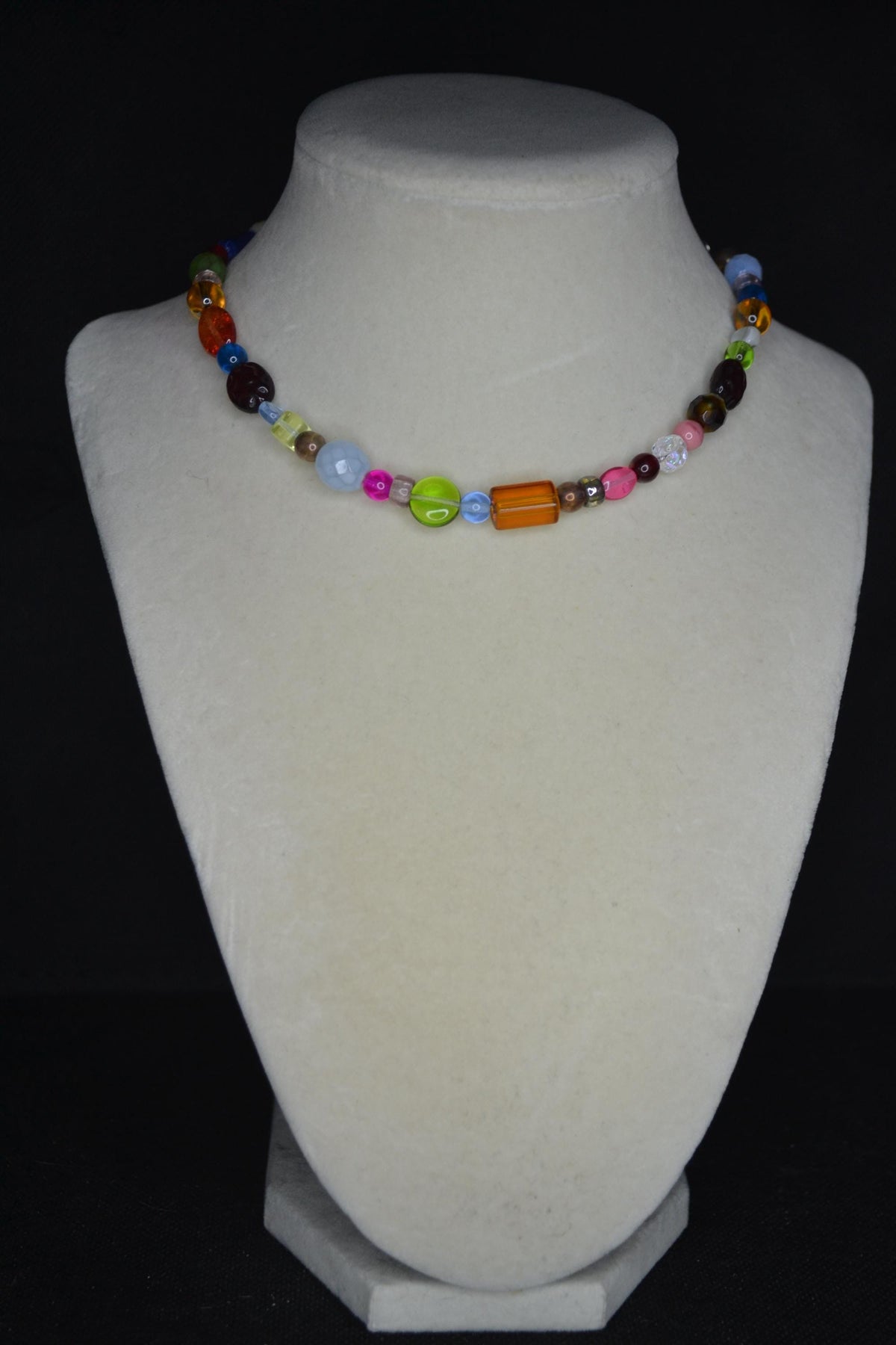 Multicolor glass bead choker. Candy necklace