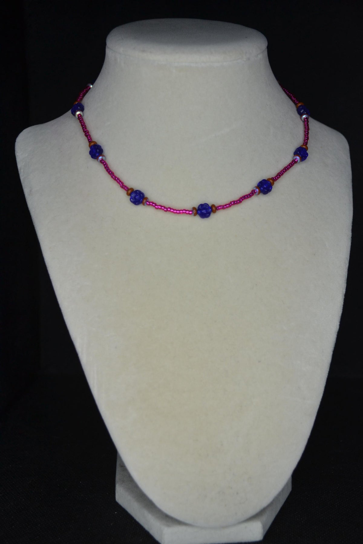 Multicolor glass bead choker. Cobalt flowers, metallic terracotta, and fuschia