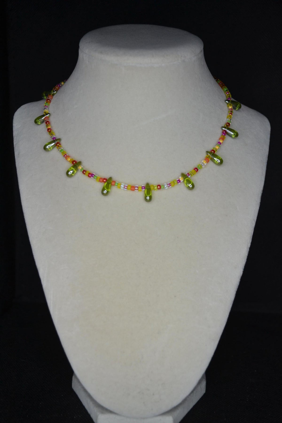 Multicolor glass bead necklace. Candy drop