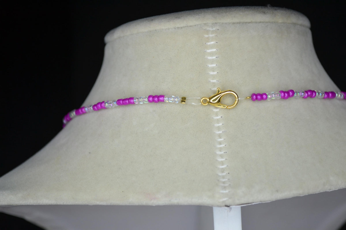 Multicolor glass bead choker. Olive daggers, pink, and iridescent clear