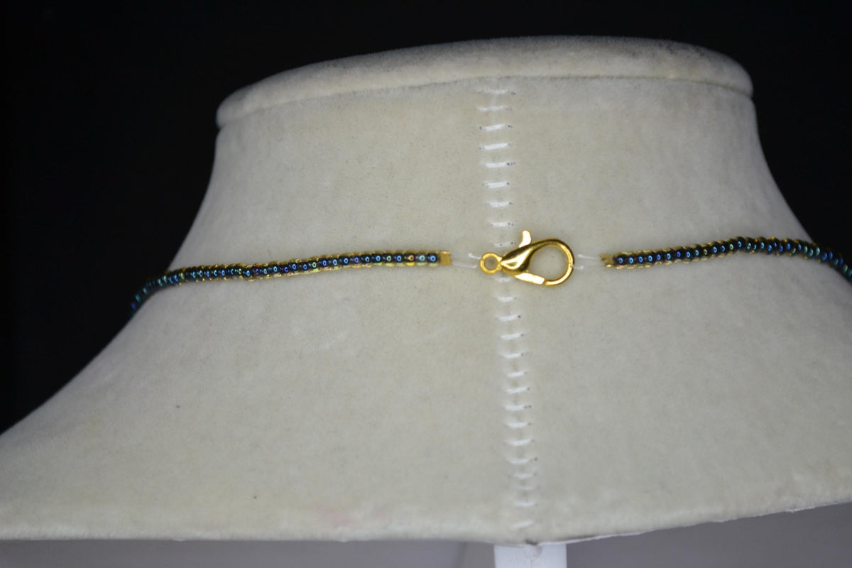 Multicolor glass bead necklace. Avocado and gunmetal