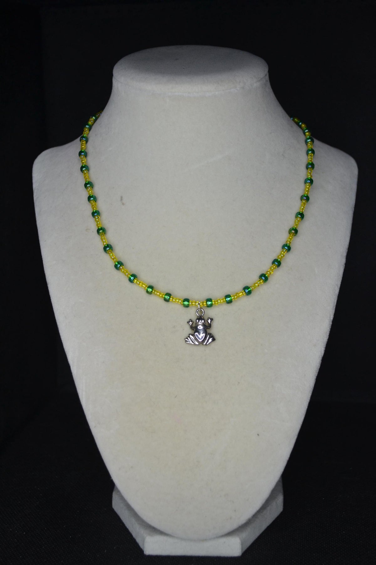 Silver Frog pendant glass bead necklace. Yellow and green