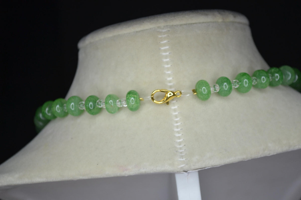 Gold Starfish pendant glass bead choker. Cracked green